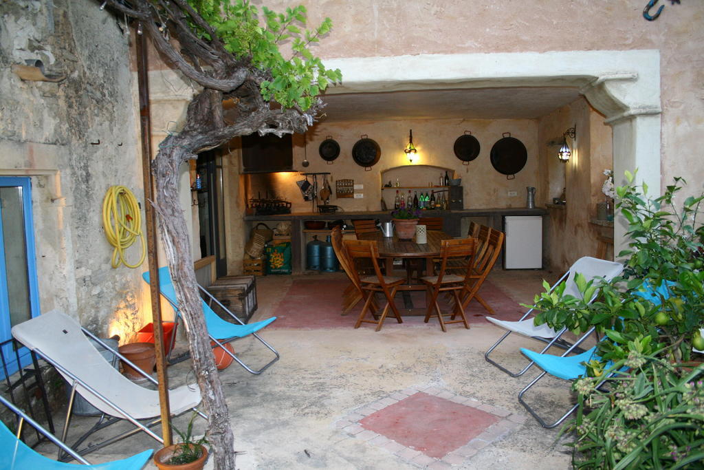 La Salamandre Bleue Villa Chantemerle-les-Grignan Exterior photo
